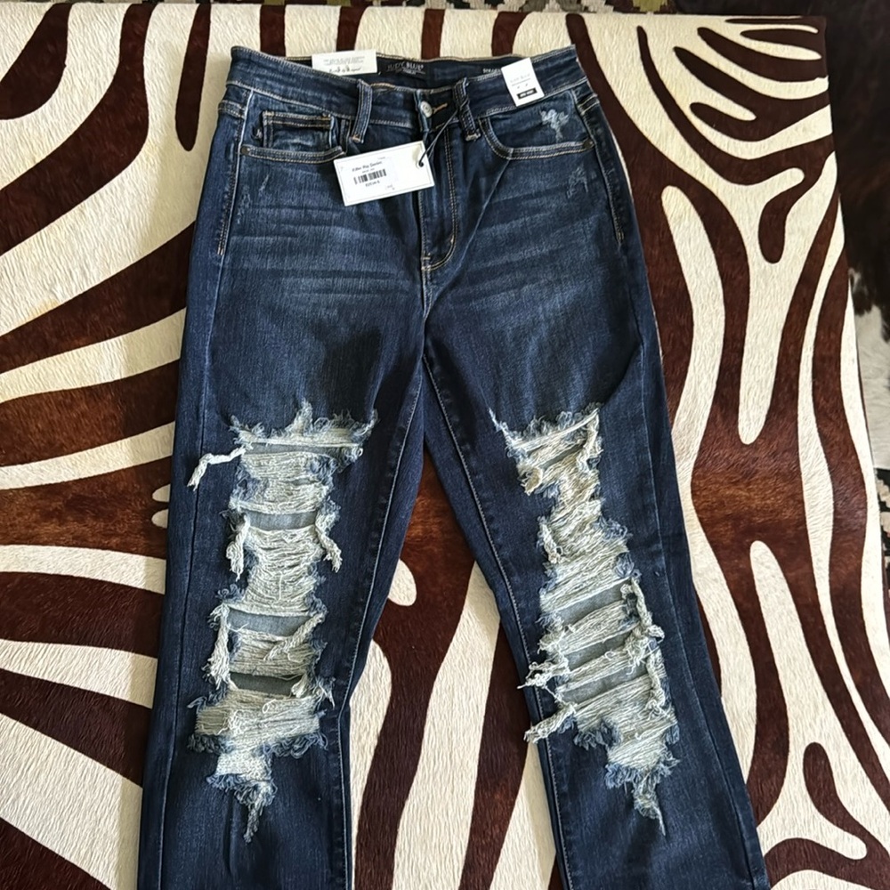 Judy Blue midrise, dark wash killer rip jeans. Size 27. NWT.